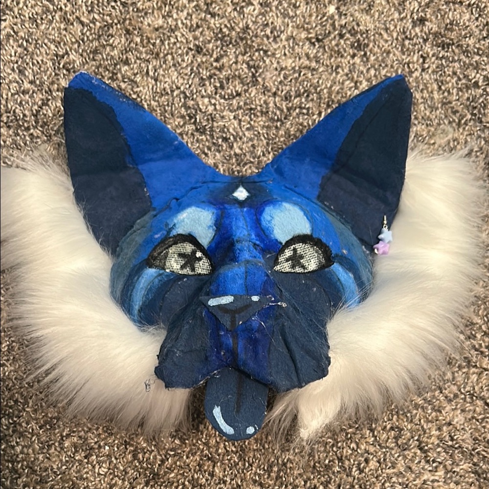 Blue stellar dog mask!